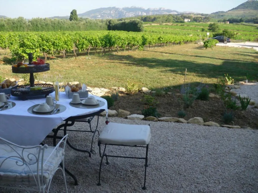 Bed and Breakfast La Dentelliere Saint-Hippolyte-le-Graveyron 3*,